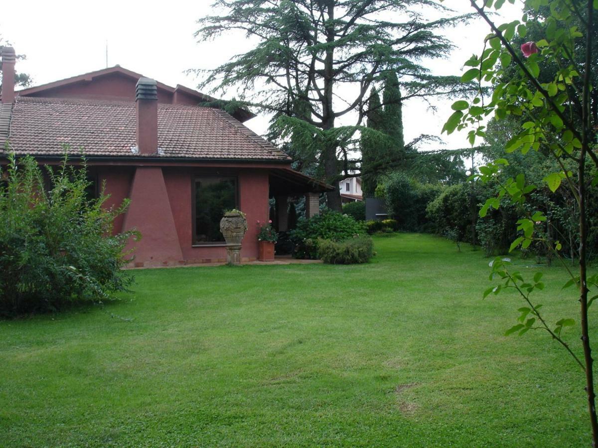 Villa Colle Farnese Esterno foto